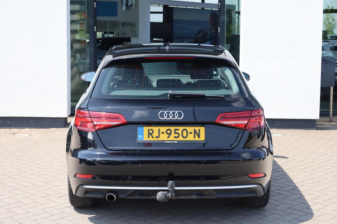 Audi A3 SPORTBACK 1.0 TFSI Sport Lease Edition 116PK / 85kW, NL auto, trekhaak, sportstoelen, 17" LMV, sierlijsten, navigatie, parkeersensoren achter, cruise control