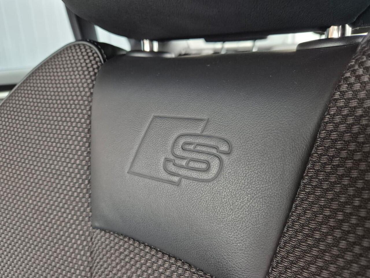 Audi A3 SPORTBACK 1.4 e-tron Lease Edition S Edition | Digitaal | Xenon LED | 18'' | Stoelverw. | Navi