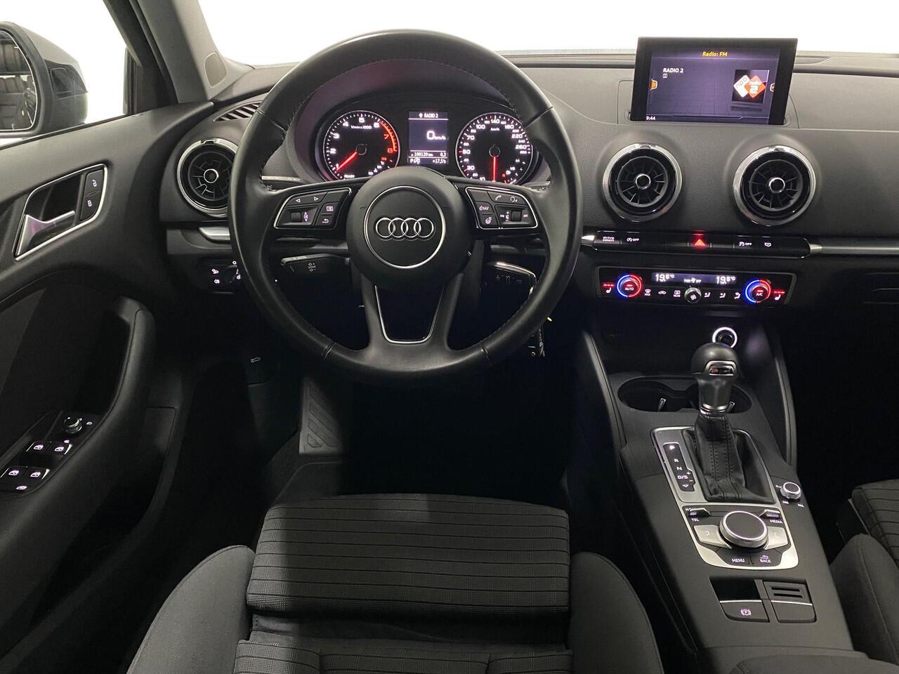 Audi A3 SPORTBACK 40 TFSI quattro S Line Advance 190PK Led Koplampen 19 Inch Navi Dodehoek Detectie