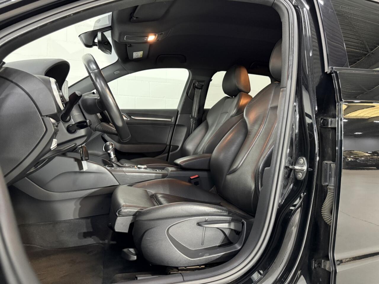 Audi A3 SPORTBACK 30 TFSI De.PL.+ *Stoelverwarming*Leder*Automaat*