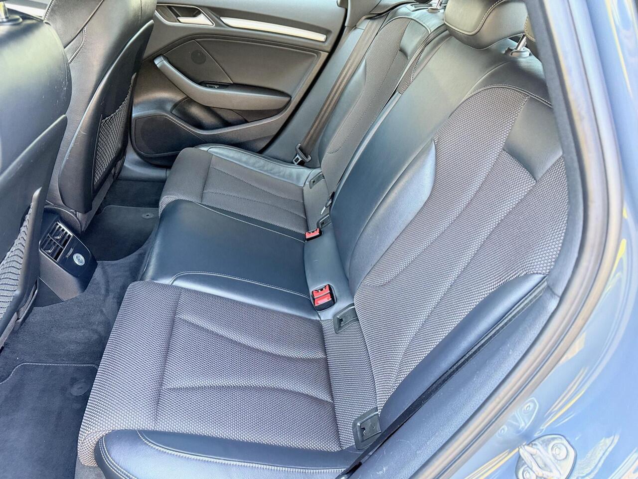 Audi A3 SPORTBACK 35 TFSI CoD Advance Sport S line