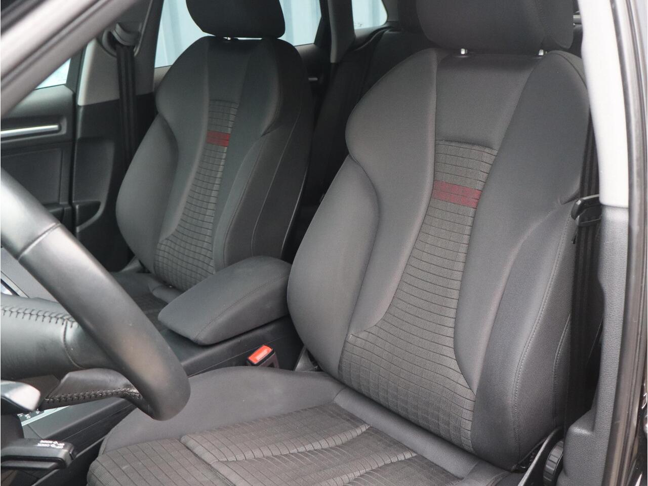 Audi A3 SPORTBACK Advance 35 TFSI 150pk AUTOMAAT | NAVI | CLIMA | VIRTUAL | LED-KOPLAMPEN |