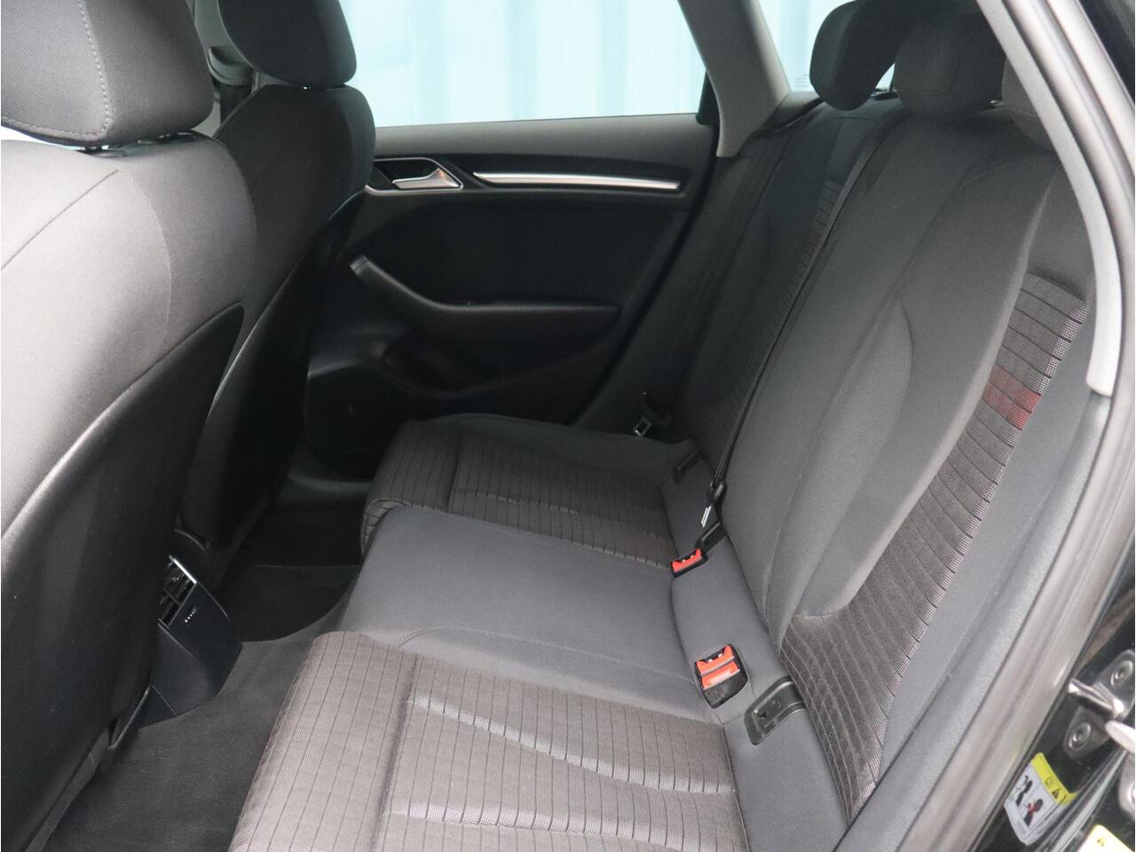 Audi A3 SPORTBACK Advance 35 TFSI 150pk AUTOMAAT | NAVI | CLIMA | VIRTUAL | LED-KOPLAMPEN |