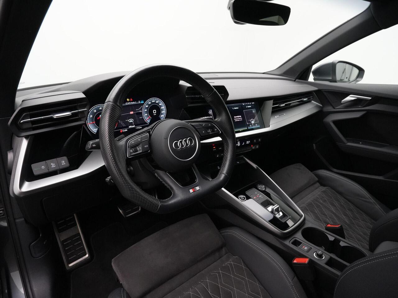 Audi A3 SPORTBACK 35 TFSI 150 pk S-tronic S-Line | Panoramadak | Trekhaak | Leder/alcantara | Bang & Olufsen | Matrix LED
