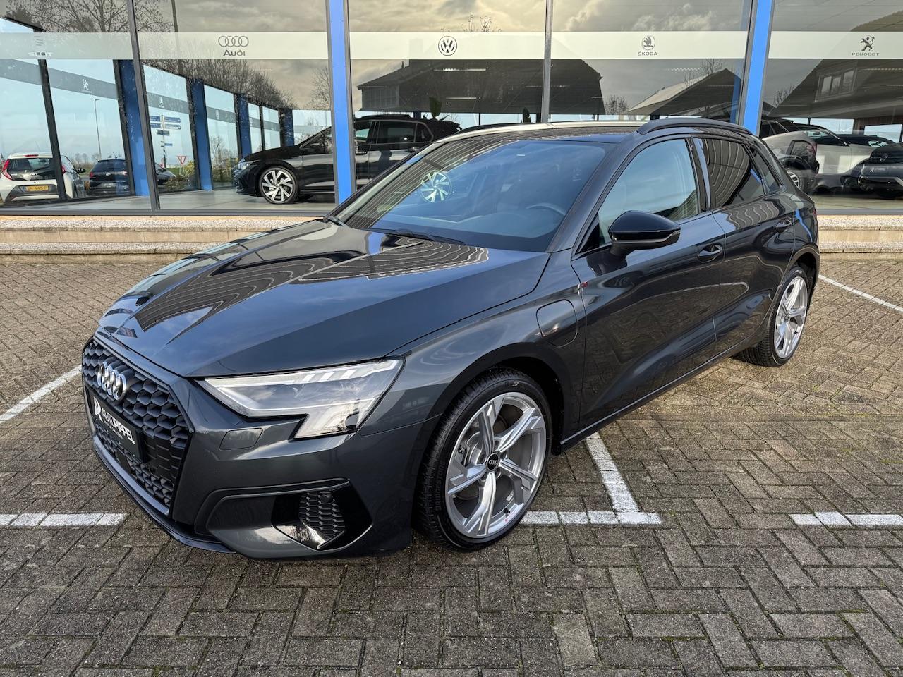 Audi A3 SPORTBACK 40 TFSI e Advanced Hybride | S-line | LED | LMV 18" | App Carplay | Navi | ACC