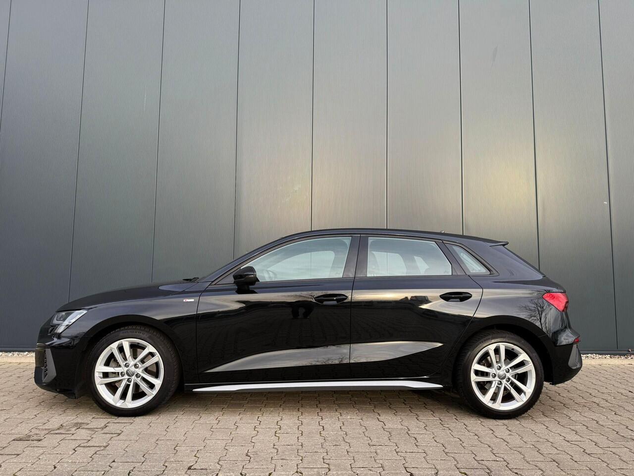 Audi A3 SPORTBACK 35 TFSI S edition nw model / digitaal dash