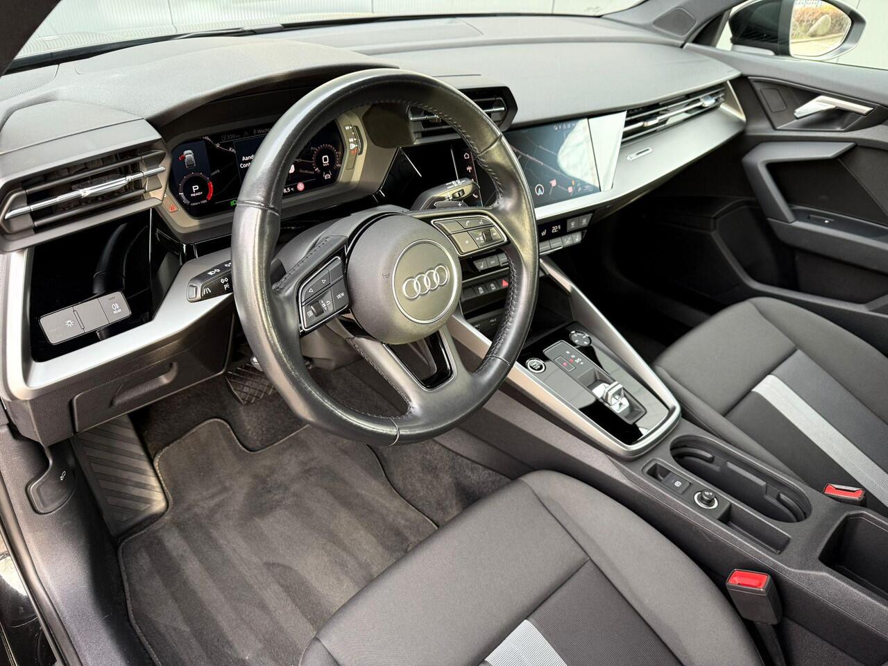 Audi A3 SPORTBACK 35 TFSI S edition nw model / digitaal dash