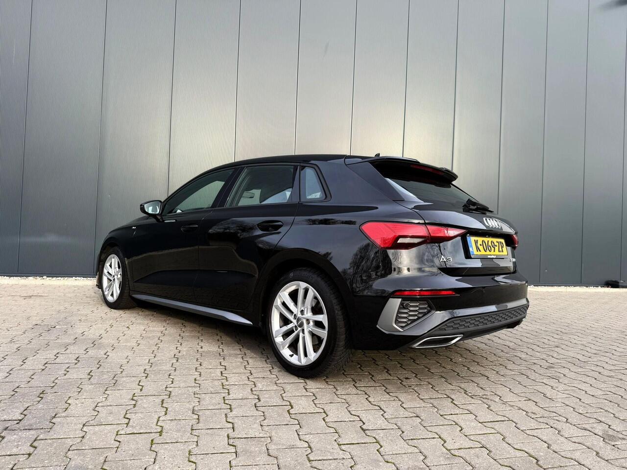 Audi A3 SPORTBACK 35 TFSI S edition nw model / digitaal dash
