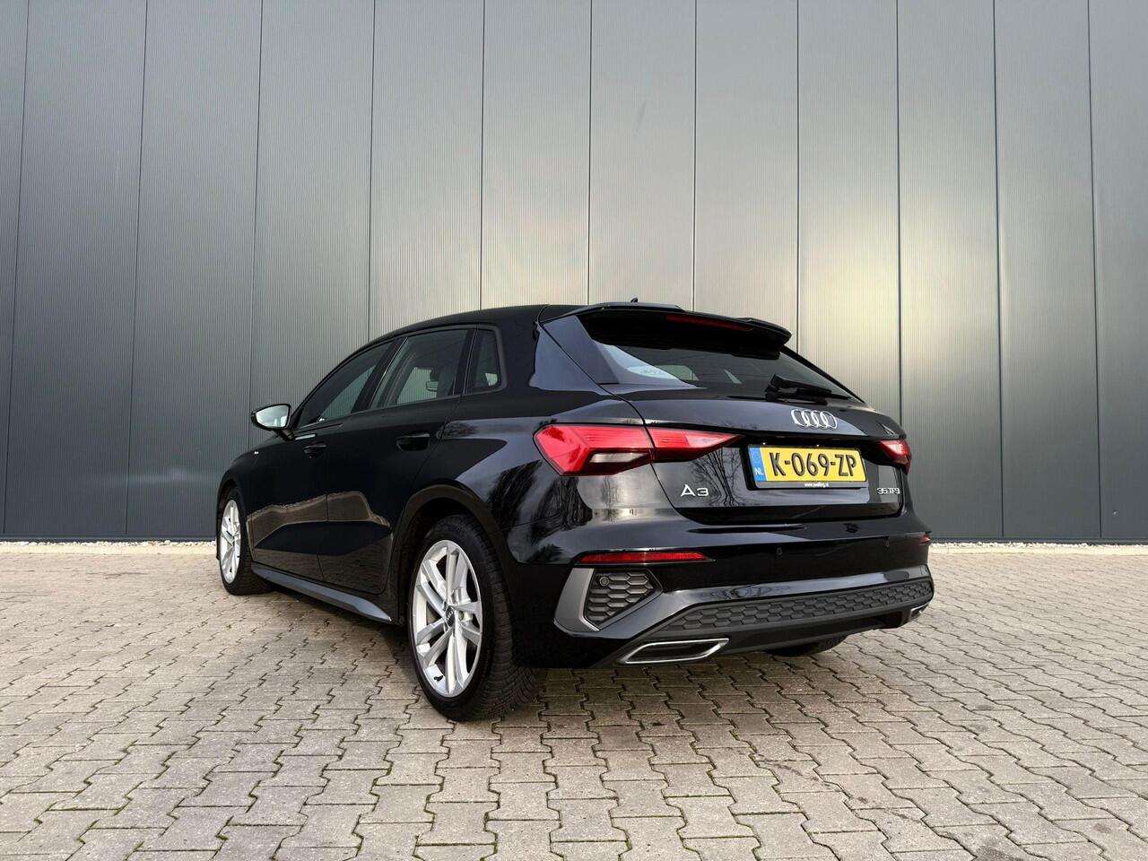 Audi A3 SPORTBACK 35 TFSI S edition nw model / digitaal dash