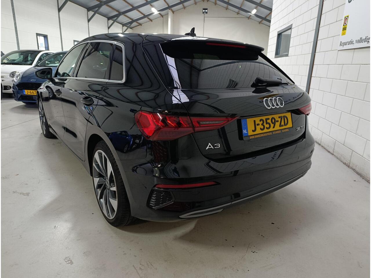 Audi A3 SPORTBACK 35 TFSI edition one S Line | virtual cockpit | sport onderstel | Lmv | Pdc