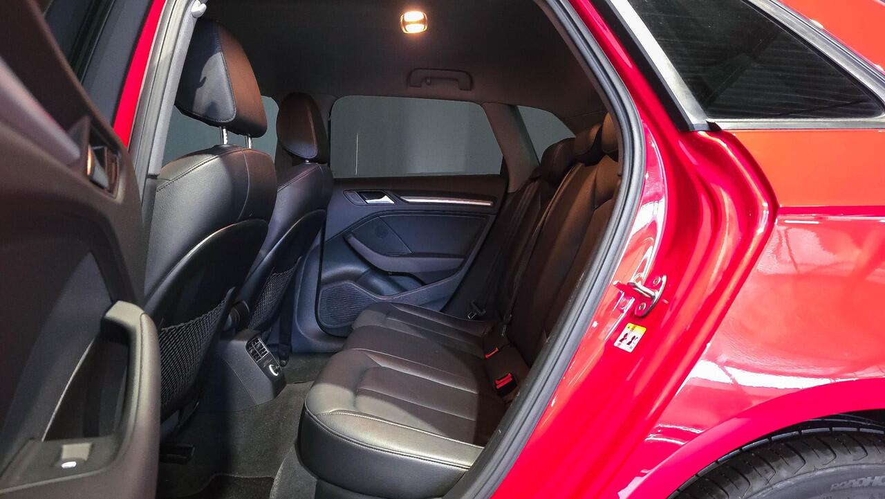 Audi A3 SPORTBACK 30 g-tron Pro Line | Automaat | Leder | Navigatie | Stoelverwarming