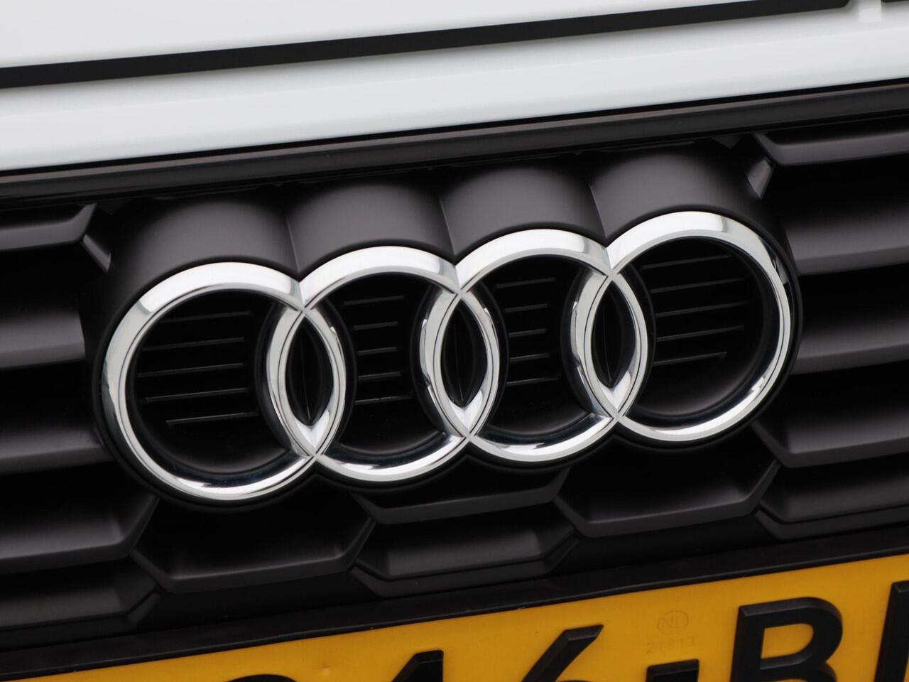 Audi A3 SPORTBACK 35 TFSi S-Line 150 Pk Automaat | Virtual Cockpit | Adaptive Cruise | LED | Zwarte Hemel | CarPlay | 19 Inch | 93.140 Km!