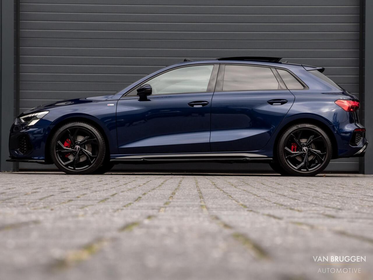 Audi A3 SPORTBACK 35 TFSI S edition Pano S3 Matrix Camera ACC CarPlay