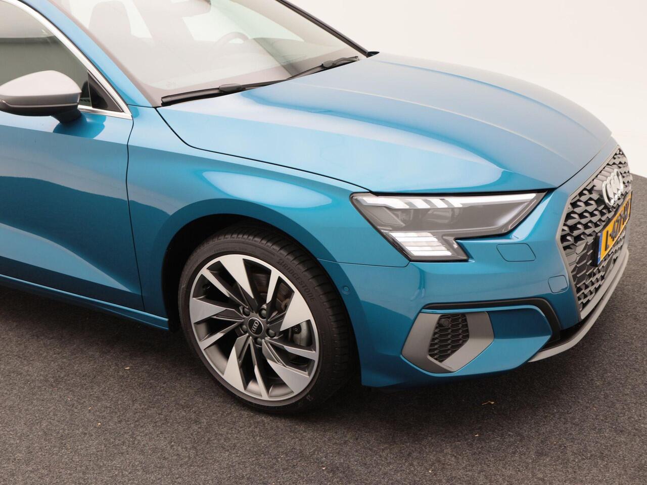 Audi A3 SPORTBACK 35 TFSi 150 Pk Automaat edition one | S-Line Interieur | Matrix LED | Virtual Cockpit | Adaptive Cruise | Camera | 18 Inch | 38.794 Km!!