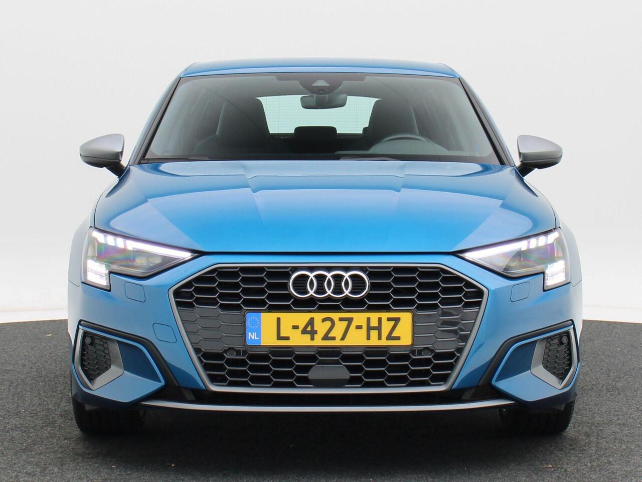 Audi A3 SPORTBACK 35 TFSi 150 Pk Automaat edition one | S-Line Interieur | Matrix LED | Virtual Cockpit | Adaptive Cruise | Camera | 18 Inch | 38.794 Km!!