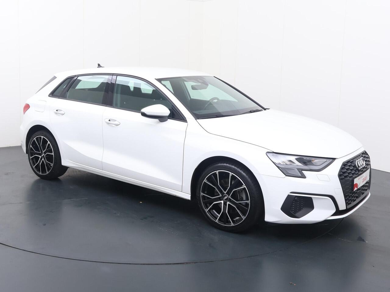 Audi A3 SPORTBACK 30 TFSI Pro Line | 110 PK | LED verlichting | Cruise control | Apple Carplay/Android Auto |