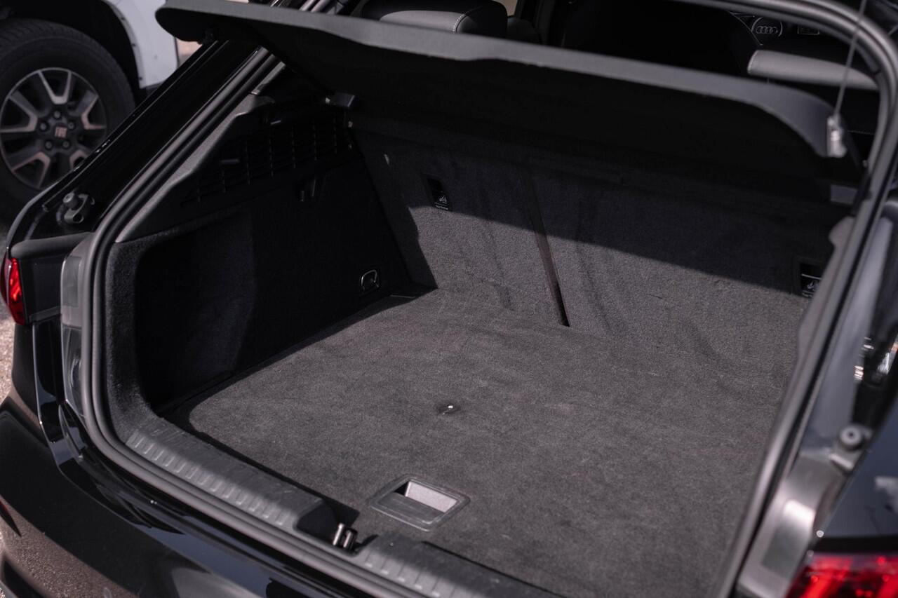 Audi A3 SPORTBACK 35 TFSI S Line Panoramadak Apple Carplay NAP 1e Eigenaar Full led