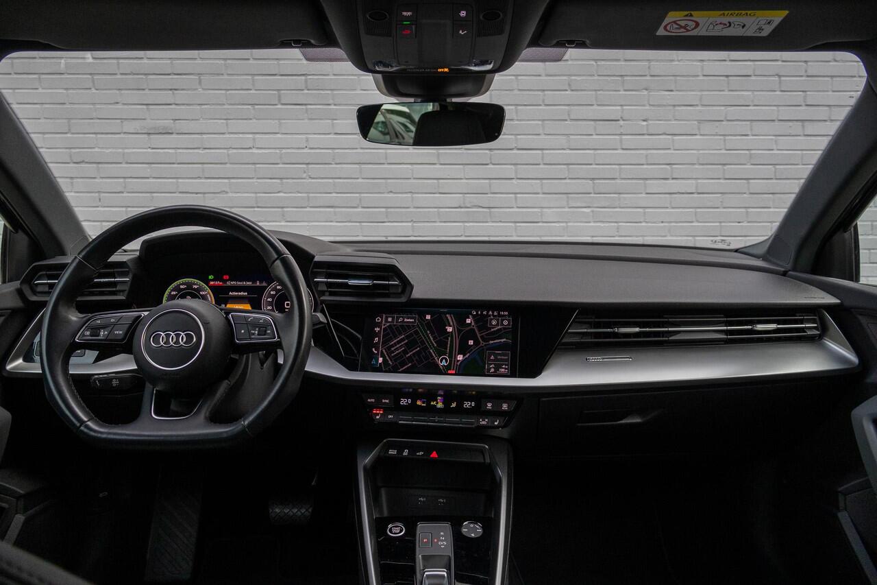Audi A3 SPORTBACK 45 TFSI e S edition Competition Vol Leder|carpplay/android|elek achterklep|LEd