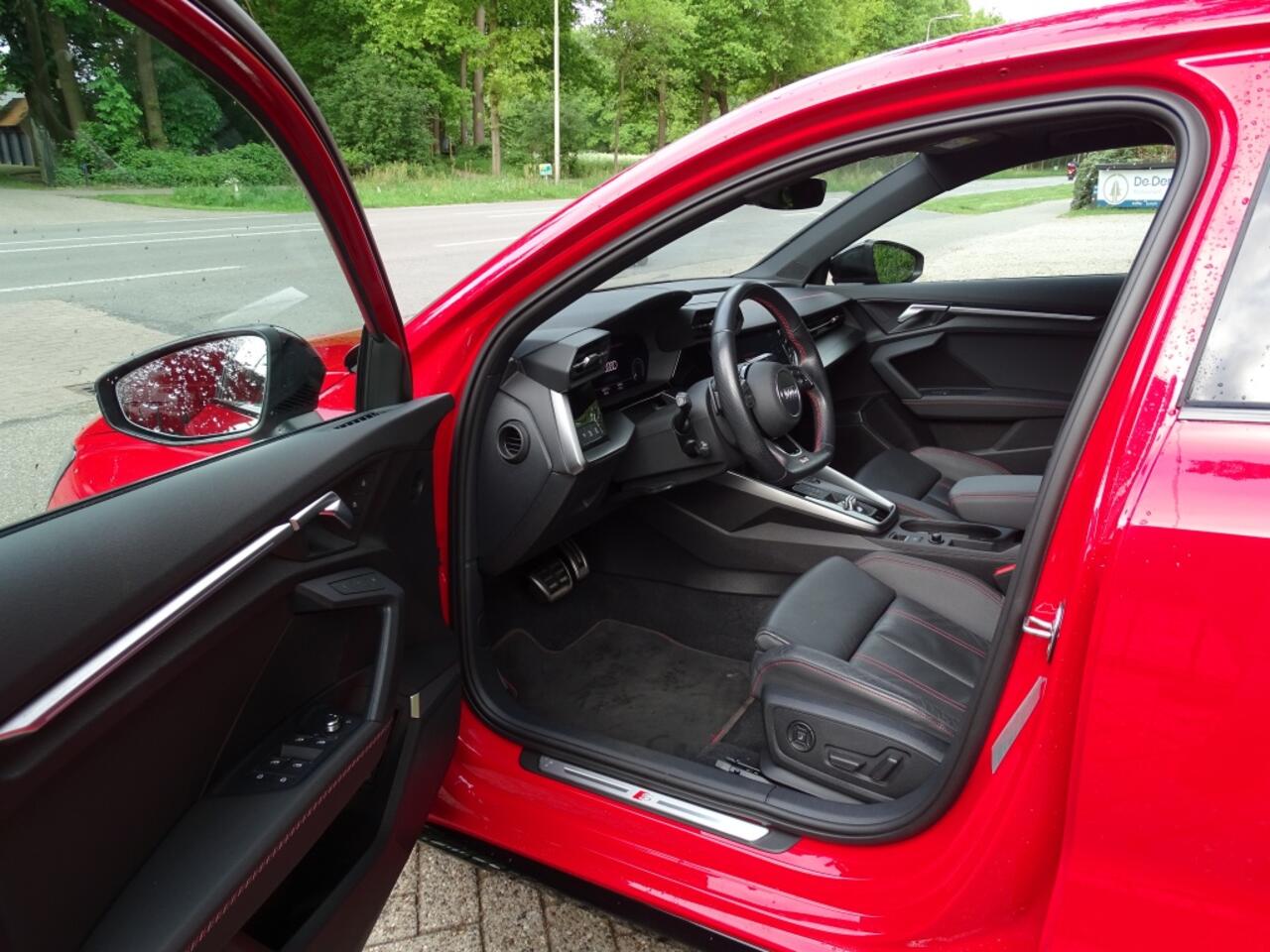 Audi A3 SPORTBACK 45 TFSI e S ed. Competition VOL OPTIES 1e eig