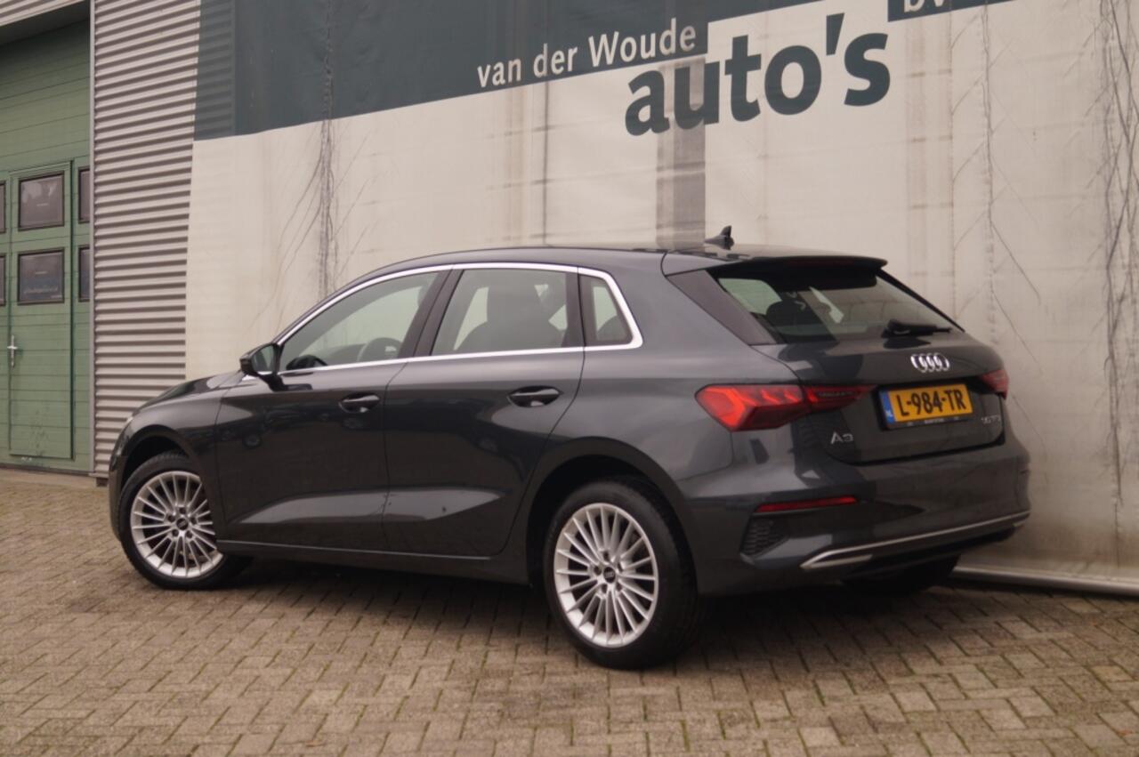 Audi A3 SPORTBACK 30 TFSI Automaat Advanced Edition -LEER-NAVI-ECC-