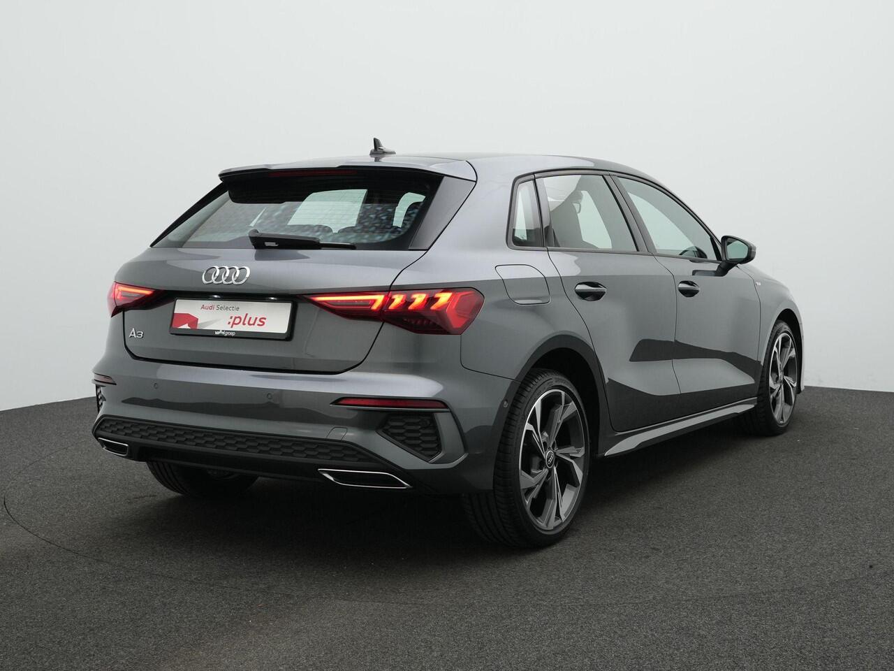 Audi A3 SPORTBACK 40 TFSI e 204 pk S-Line | Leder | Bang & Olufsen | Adaptive Cruise | Navigatie