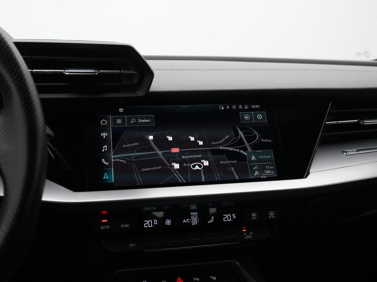 Audi A3 SPORTBACK 40 TFSI e 204 pk S-Line | Leder | Bang & Olufsen | Adaptive Cruise | Navigatie