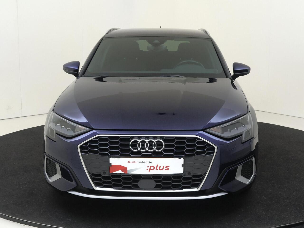 Audi A3 SPORTBACK 35 TFSI Pro Line | Trekhaak | Virtual cockpit Plus | Parkeerassistent | Navigatie Plus | Stoelverwarming | Adaptieve cruise control | CarPlay |