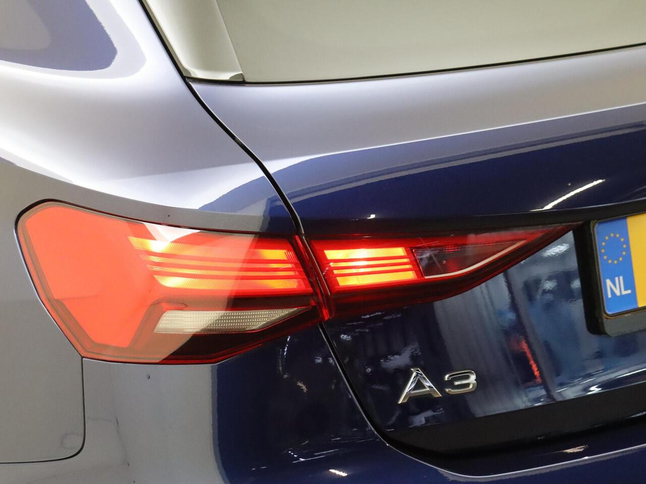 Audi A3 SPORTBACK 35 TFSI Pro Line | Trekhaak | Virtual cockpit Plus | Parkeerassistent | Navigatie Plus | Stoelverwarming | Adaptieve cruise control | CarPlay |