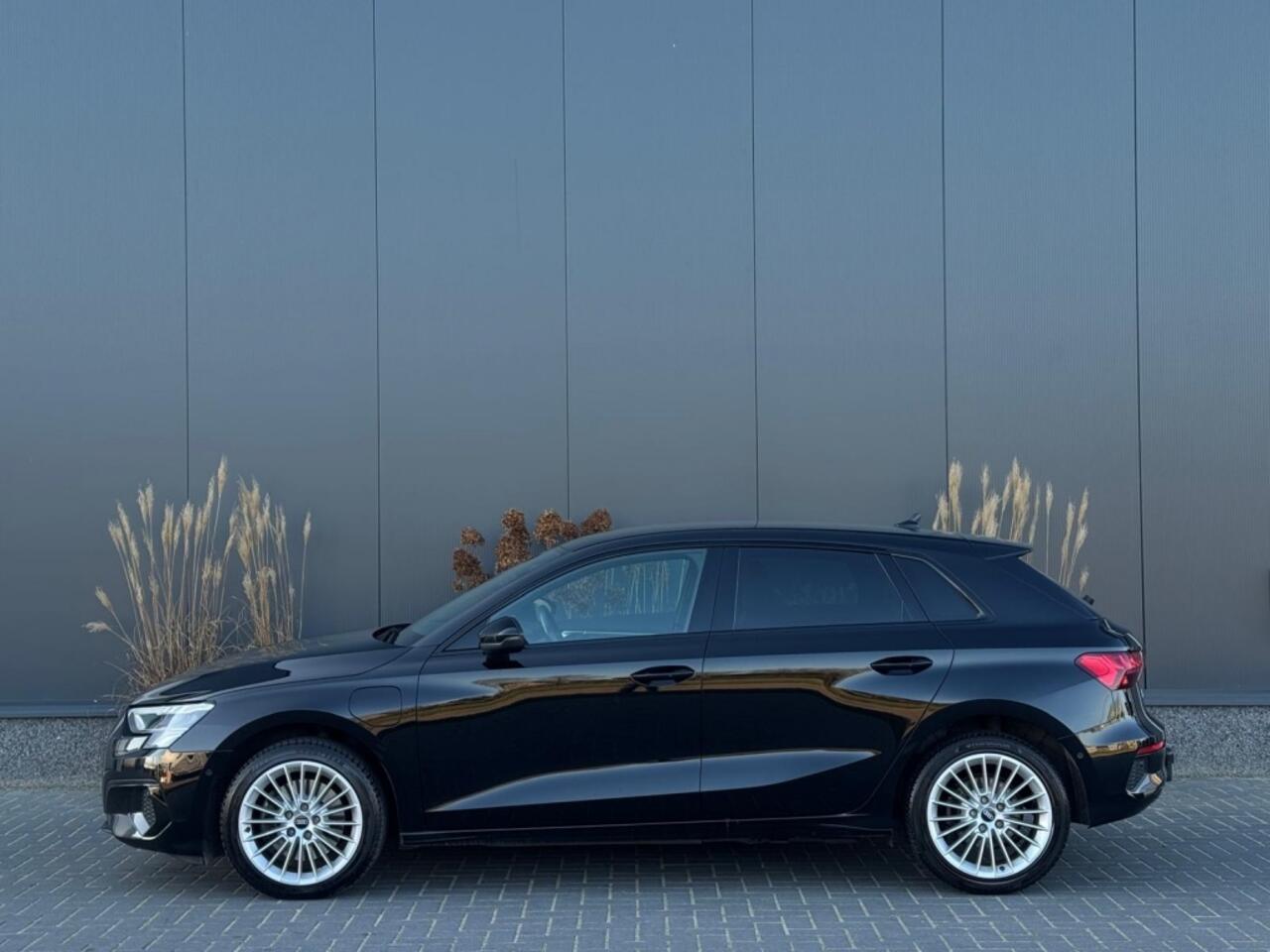 Audi A3 SPORTBACK 40 e-tron Adv Sp m22 NAVI CLIMATE PDC SPORTVELGEN LED