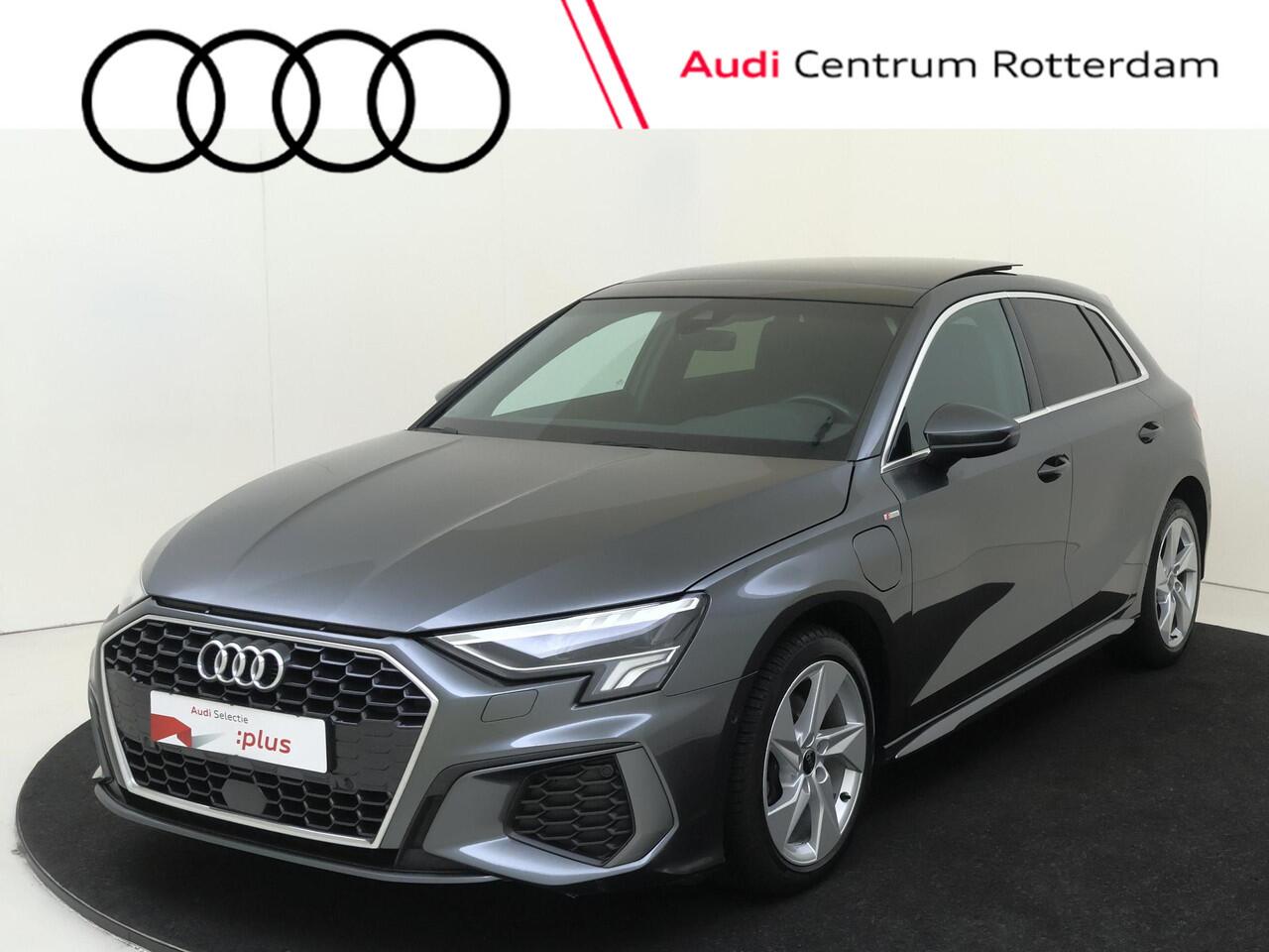 Audi A3 SPORTBACK 40 TFSI S Edition | Panoramadak | Lederen bekleding | Virtual cockpit Plus | Adaptieve cruise control | Navigatie Plus | Full LED verlichting | Parkeerassistent | Stoelverwarming |