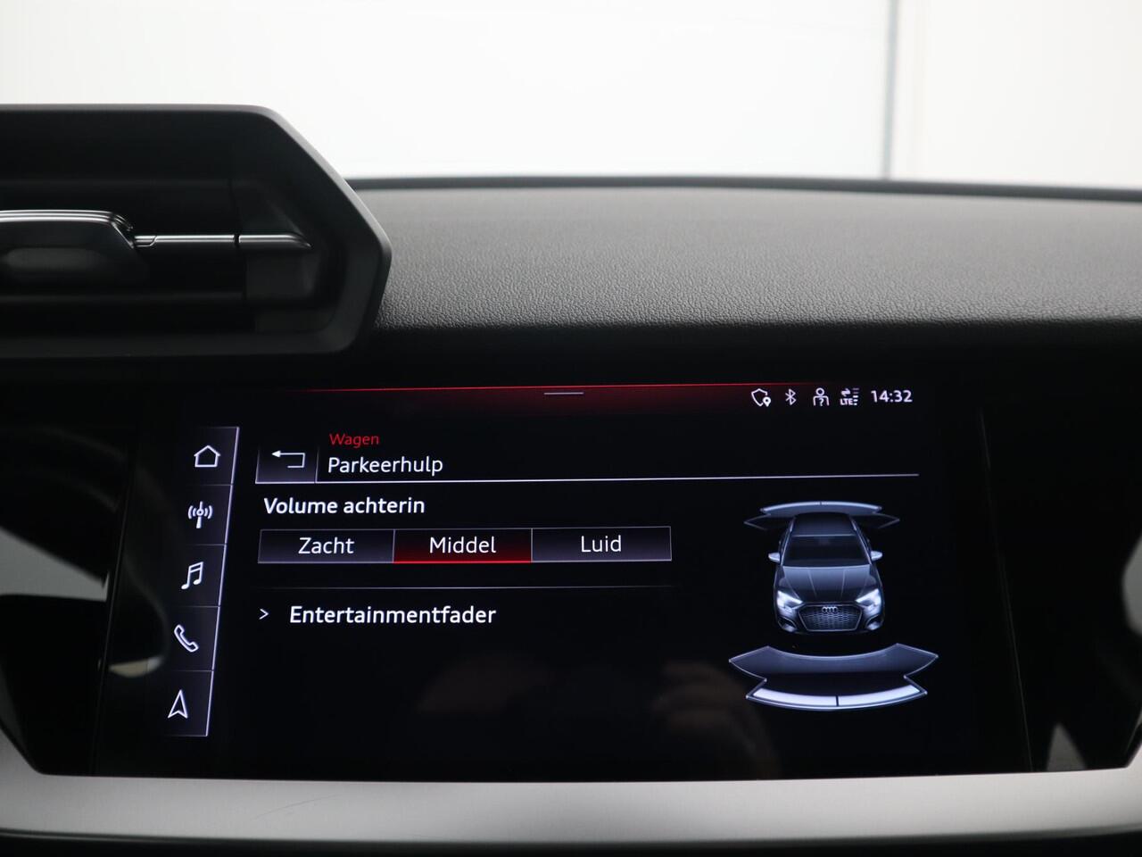 Audi A3 SPORTBACK 30 TFSI Business edition AUTOMAAT / FULL LED / NAVI / CLIMA / PDC / CARPLAY / DAB+ / CRUISE / SPORTSTOELEN / NL-AUTO