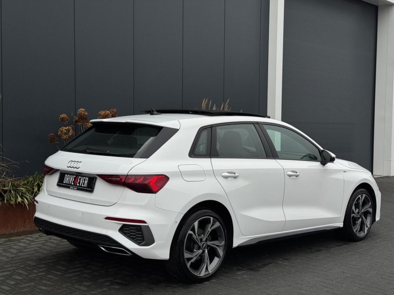 Audi A3 SPORTBACK 40 TFSI e 3x S Line FULL PANO NAVI CAMERA LEDER LED SPORTVELGEN