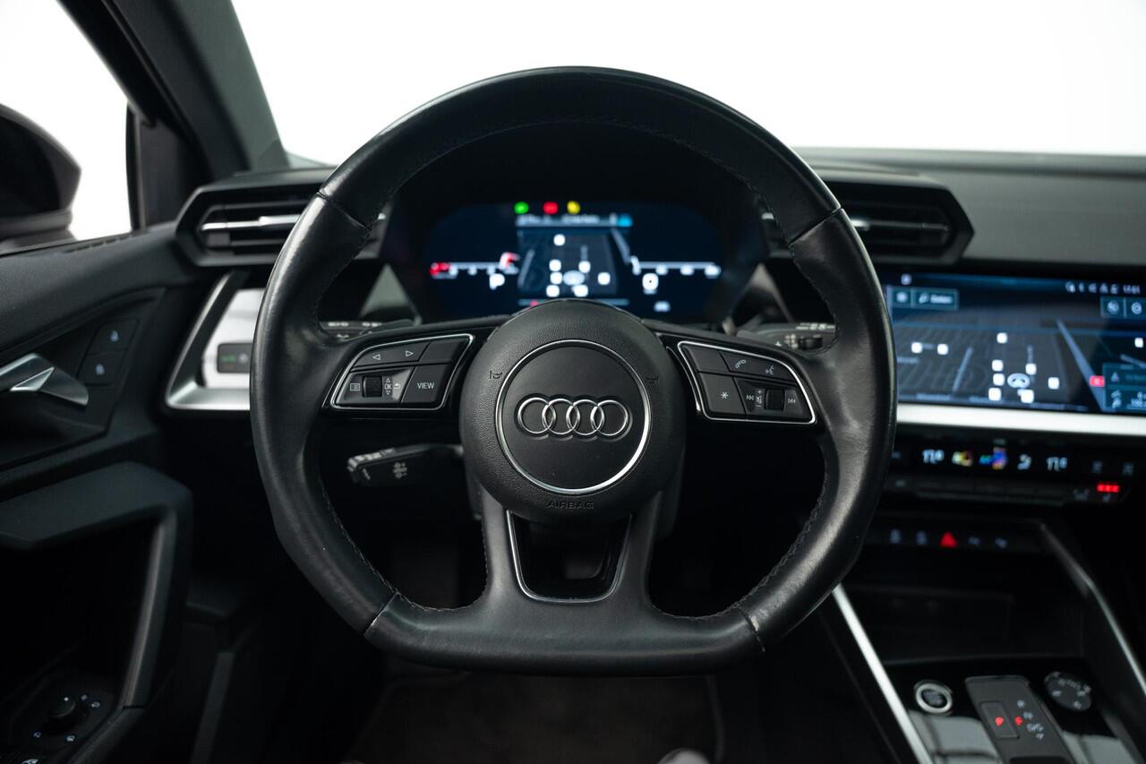 Audi A3 SPORTBACK 30 TFSI S edition |Pano|Leder|Lane Assist|Stoelverwarming|