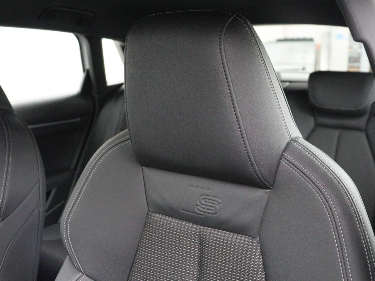 Audi A3 SPORTBACK 30 TFSI S edition | Stoelverwarming | Park Assist | Sportstoelen | Carplay | Half leder | Virtual Cockpit | Full LED | Navigatie | Climate control | Cruise control