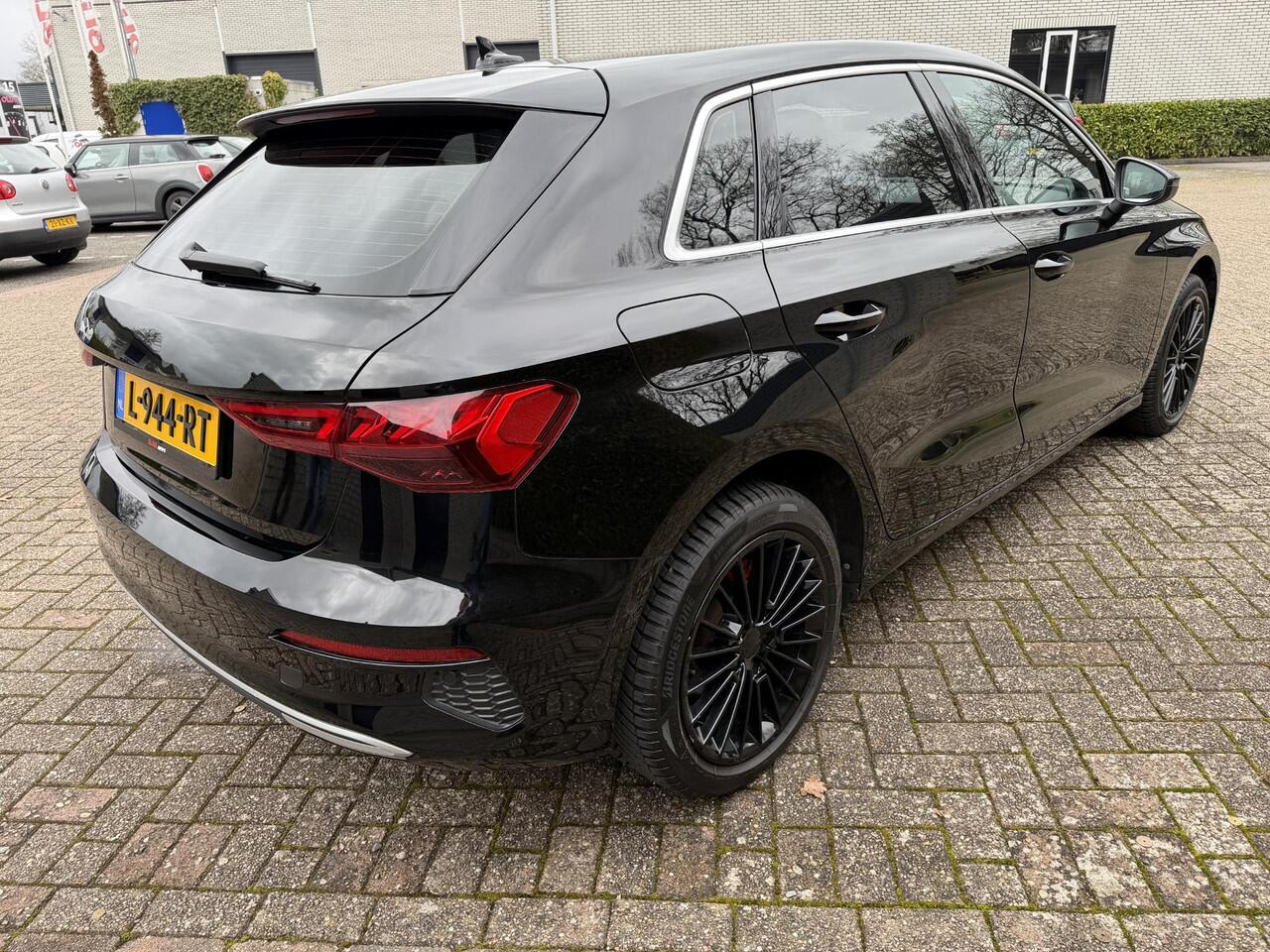 Audi A3 SPORTBACK 30 TFSI Business edition