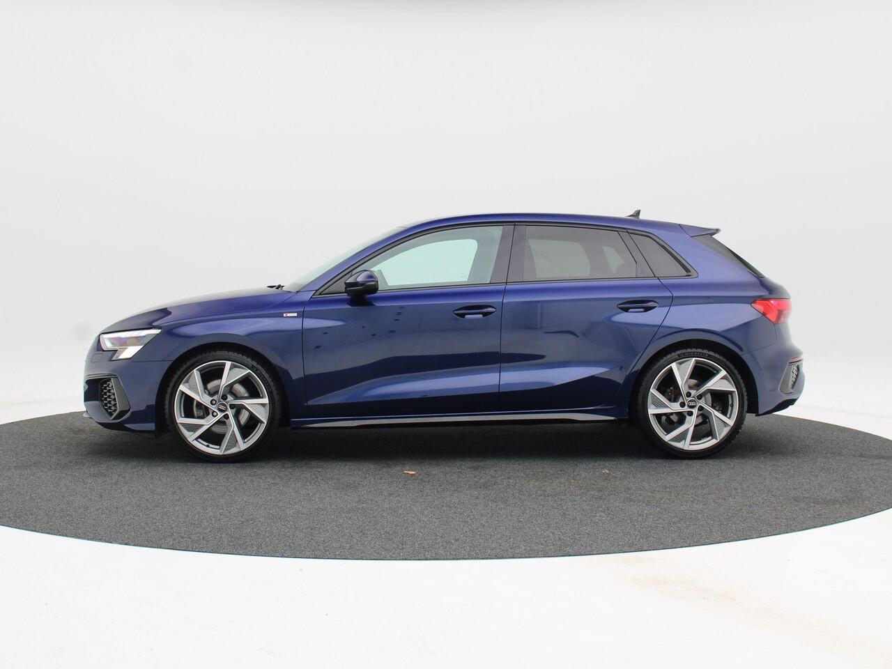 Audi A3 SPORTBACK 35 TFSi 150 Pk Automaat S-line | Climatronic | Navigatie | Full LED| CarPlay | 19 Inch | 123.309 Km !!