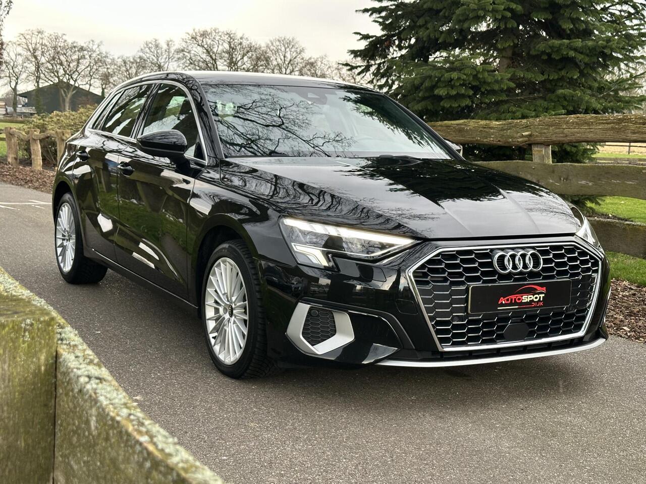Audi A3 SPORTBACK 30 TFSI Advanced edition