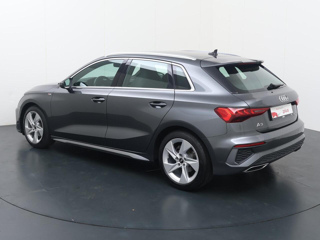 Audi A3 SPORTBACK 30 TFSI S edition | 110 PK | Automaat | LED verlichting | Climate control | Apple Carplay/Android Auto |