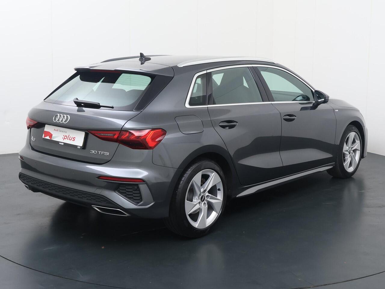 Audi A3 SPORTBACK 30 TFSI S edition | 110 PK | Automaat | LED verlichting | Climate control | Apple Carplay/Android Auto |
