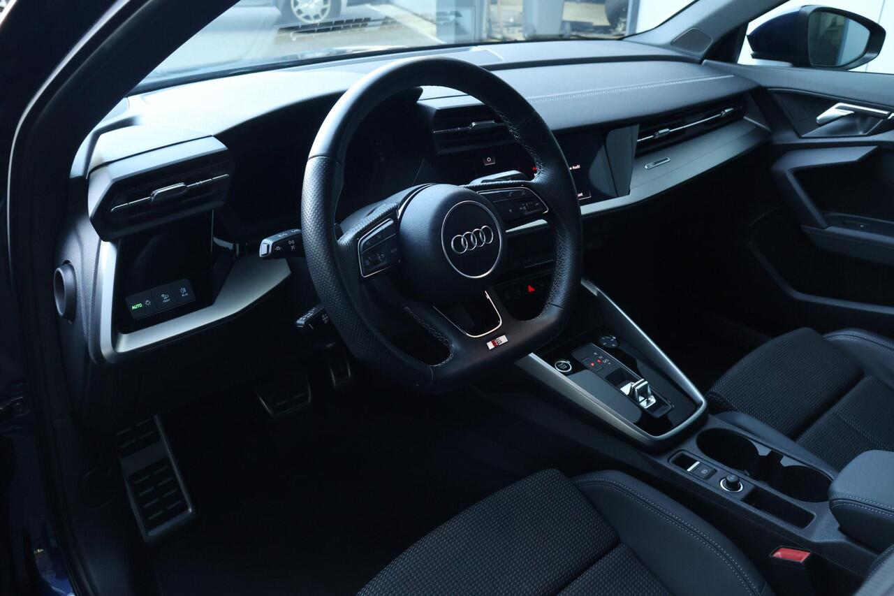 Audi A3 SPORTBACK 35 TFSI S edition / Carplay / DAB