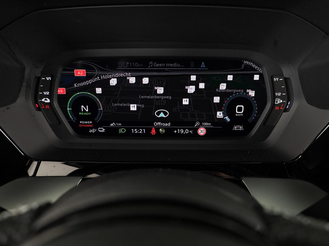 Audi A3 SPORTBACK 45 TFSI e S edition Competition 245pk | SOH 93% | Ambient Lighting | Afgevlakt stuur | Audi soundsystem | Parkeerhulp V+A