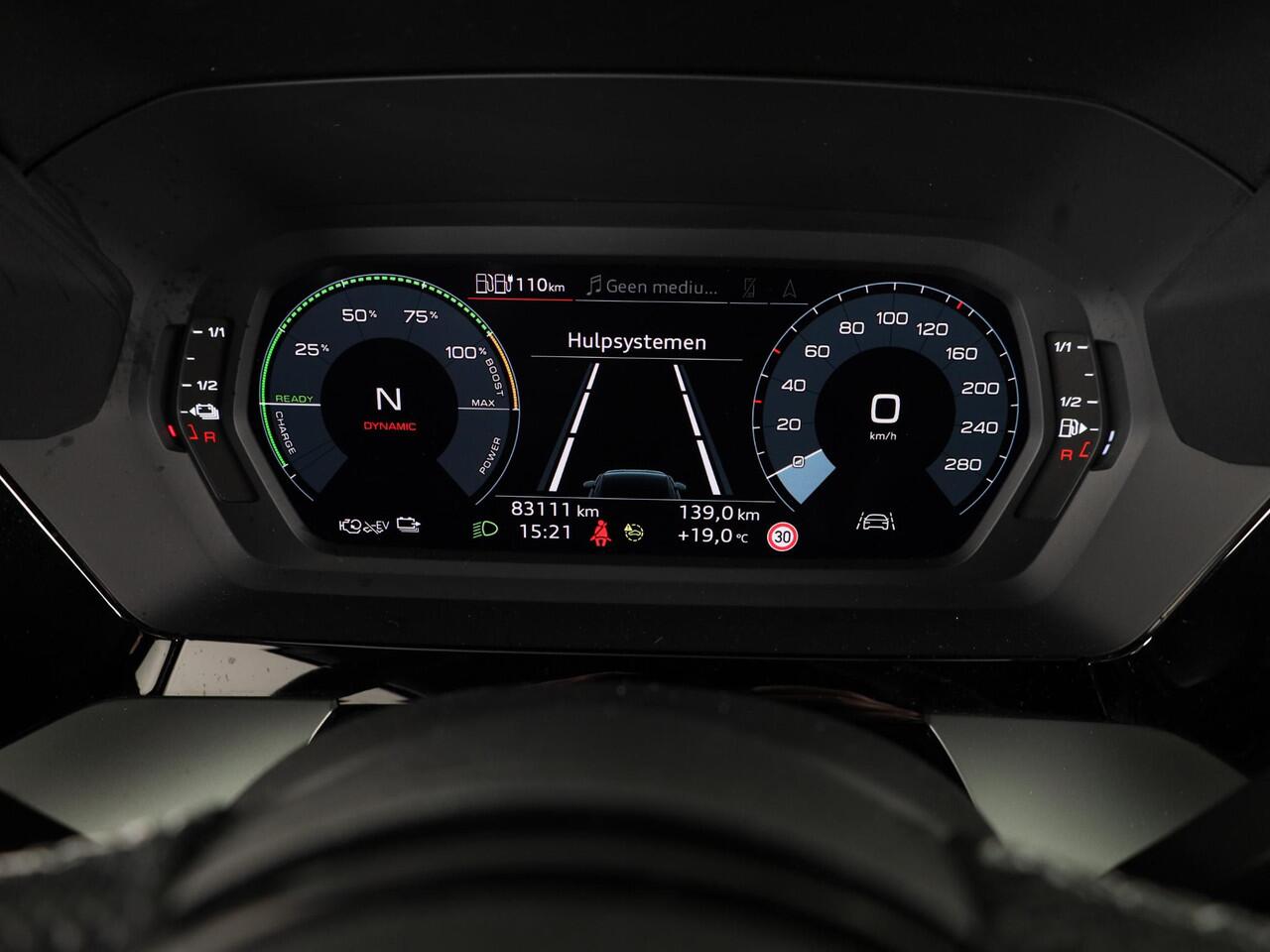 Audi A3 SPORTBACK 45 TFSI e S edition Competition 245pk | SOH 93% | Ambient Lighting | Afgevlakt stuur | Audi soundsystem | Parkeerhulp V+A