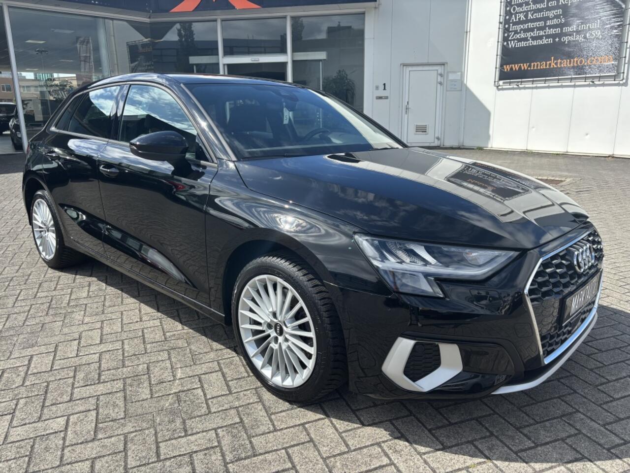 Audi A3 SPORTBACK 40 TFSI e Adv edit. Carplay Navi Cruise Keyless Pdc