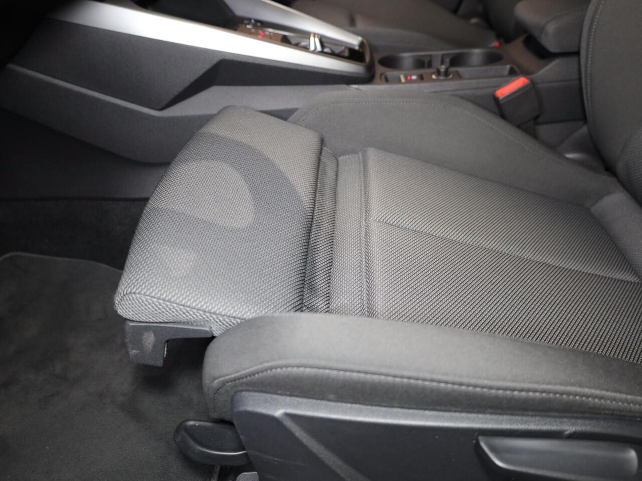 Audi A3 SPORTBACK 30 TFSI Advanced edition 110pk | Parkeer assistent |17 inch | Climatronic | Virtual cockpit |