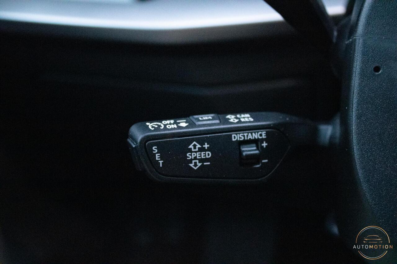 Audi A3 SPORTBACK 45 TFSI e S edition Competition Pano Parkeerhulp S line Carplay