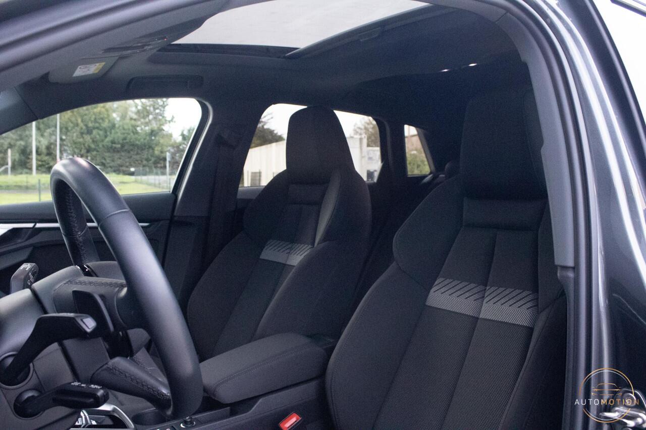 Audi A3 SPORTBACK 45 TFSI e S edition Competition Pano Parkeerhulp S line Carplay