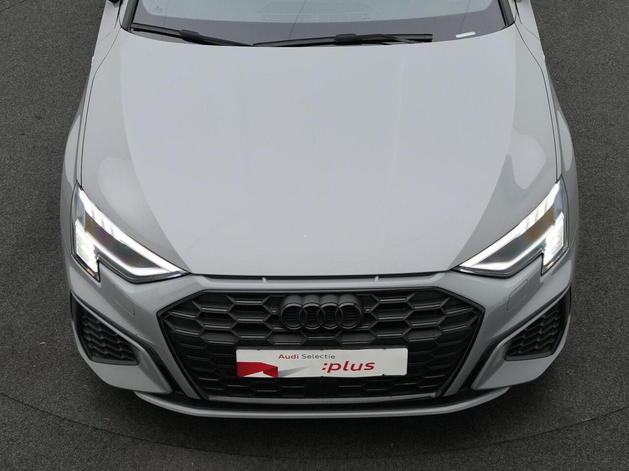 Audi A3 SPORTBACK 45 TFSI e 245 pk S-tronic S edition Competition / S-Line | Matrix LED | Achteruitrijcamera | Navigatie | Adaptive Cruise