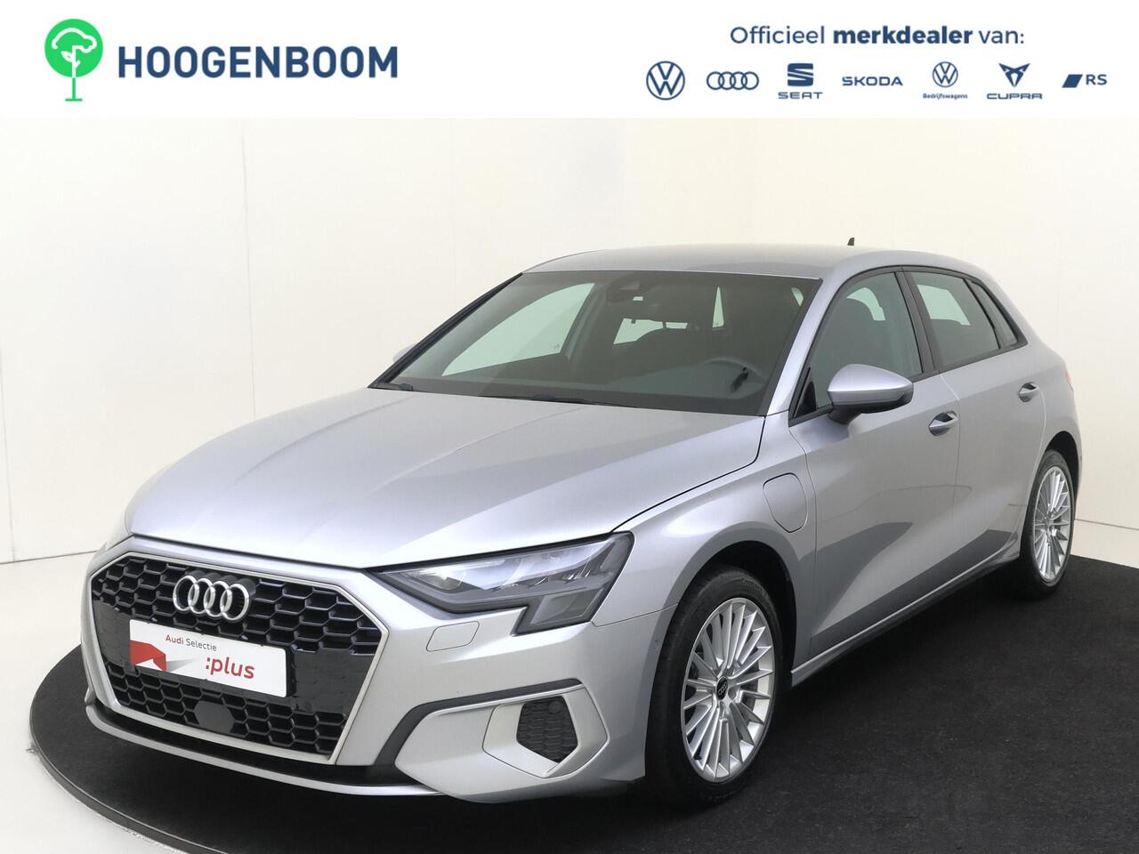 Audi A3 SPORTBACK 40 TFSI e Advanced edition | Trekhaak | Navigatie Plus | Lederen bekleding | Parkeerassistent | Virtual cockpit Plus | Adaptieve cruise control | Keyless | Stoelverwarming |