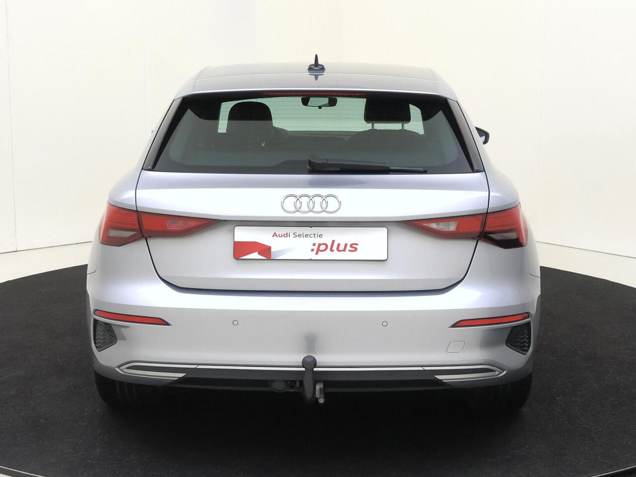 Audi A3 SPORTBACK 40 TFSI e Advanced edition | Trekhaak | Navigatie Plus | Lederen bekleding | Parkeerassistent | Virtual cockpit Plus | Adaptieve cruise control | Keyless | Stoelverwarming |