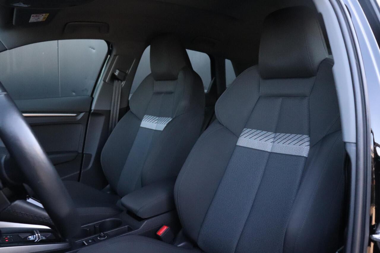 Audi A3 SPORTBACK 30 TFSI Advanced edition | CRUISE | NAVI | APPLE CARPLAY | SPORTSTOELEN |